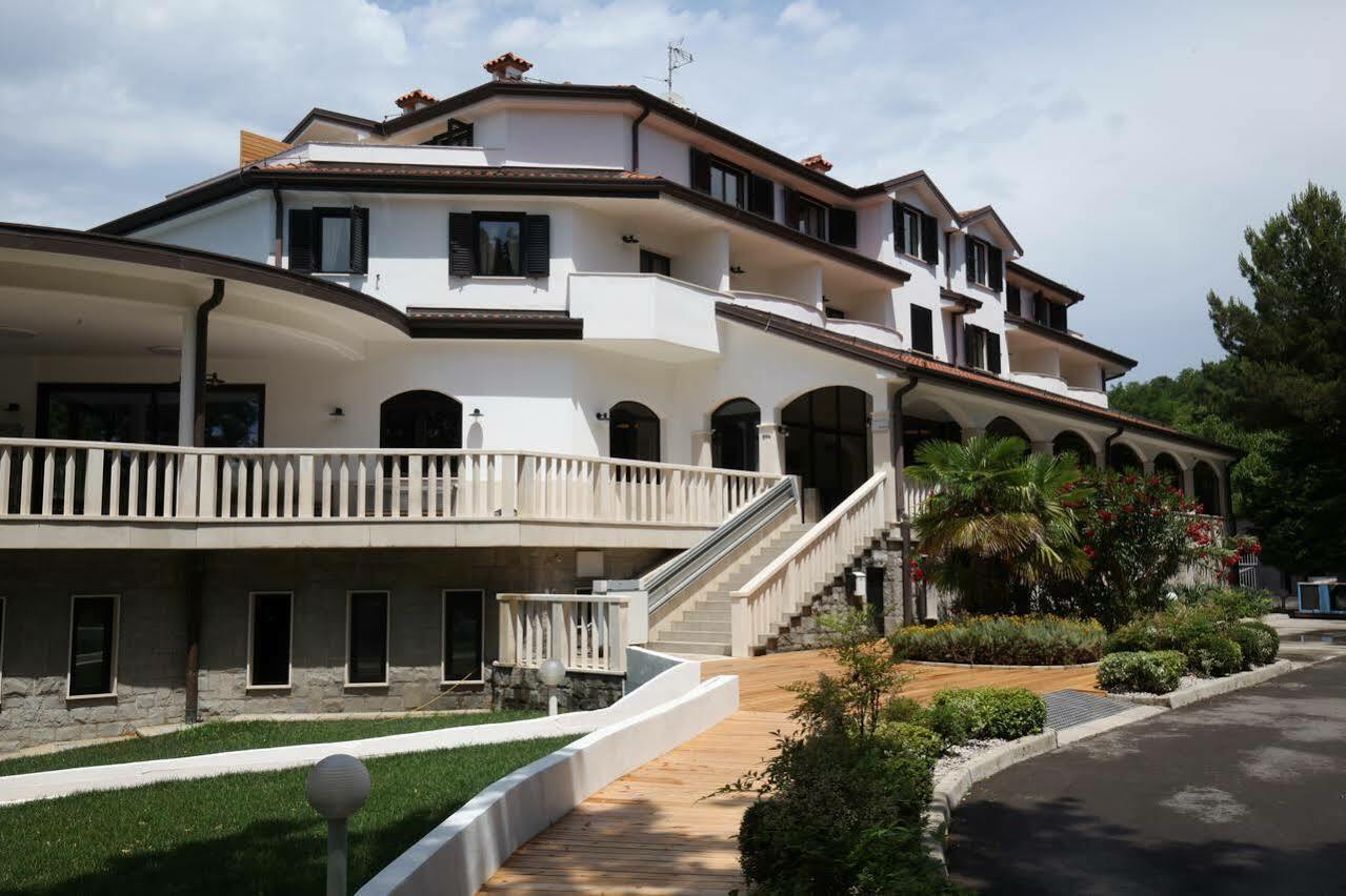 Rezidenca Ortus Hotel Ankaran Exterior photo